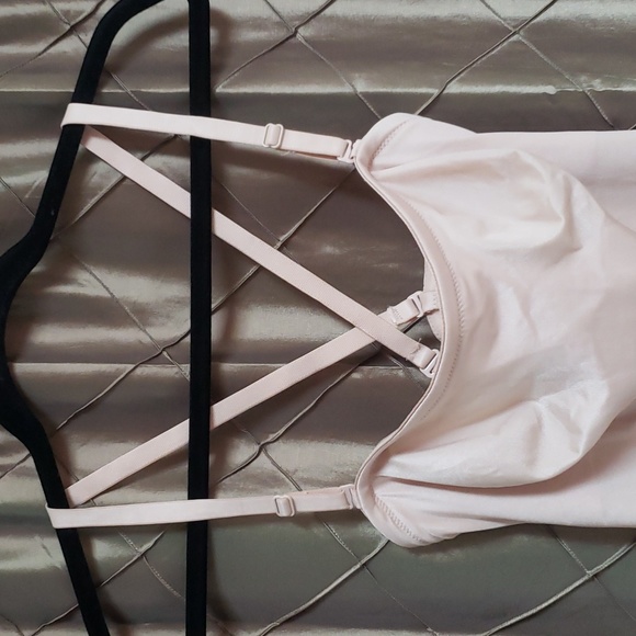 🦋4 for $20, or as marked. VGUC- Naomi and Nicole Shelf Bra Shaper Slip - Picture 2 of 7